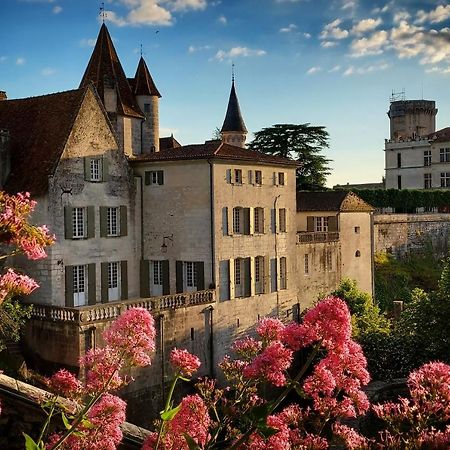 Chateau Des Senechaux, Bourdeilles Екстериор снимка