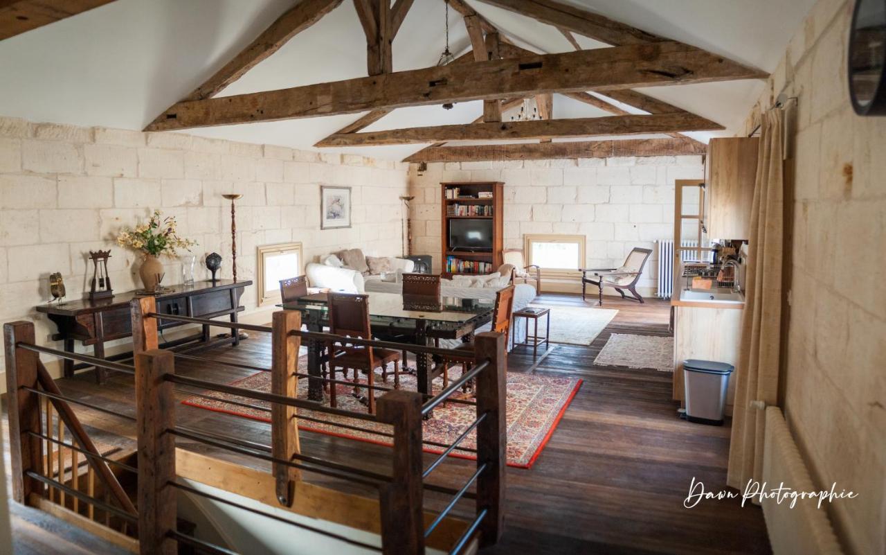 Chateau Des Senechaux, Bourdeilles Екстериор снимка