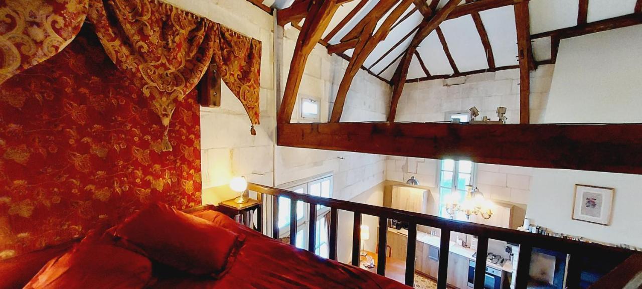 Chateau Des Senechaux, Bourdeilles Екстериор снимка