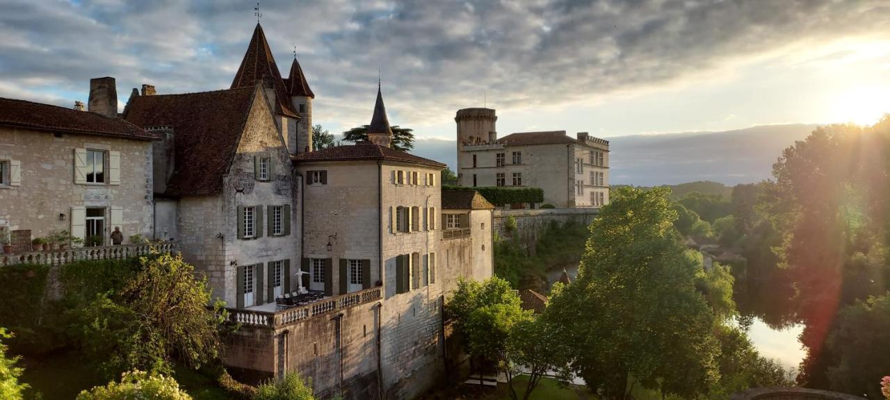 Chateau Des Senechaux, Bourdeilles Екстериор снимка