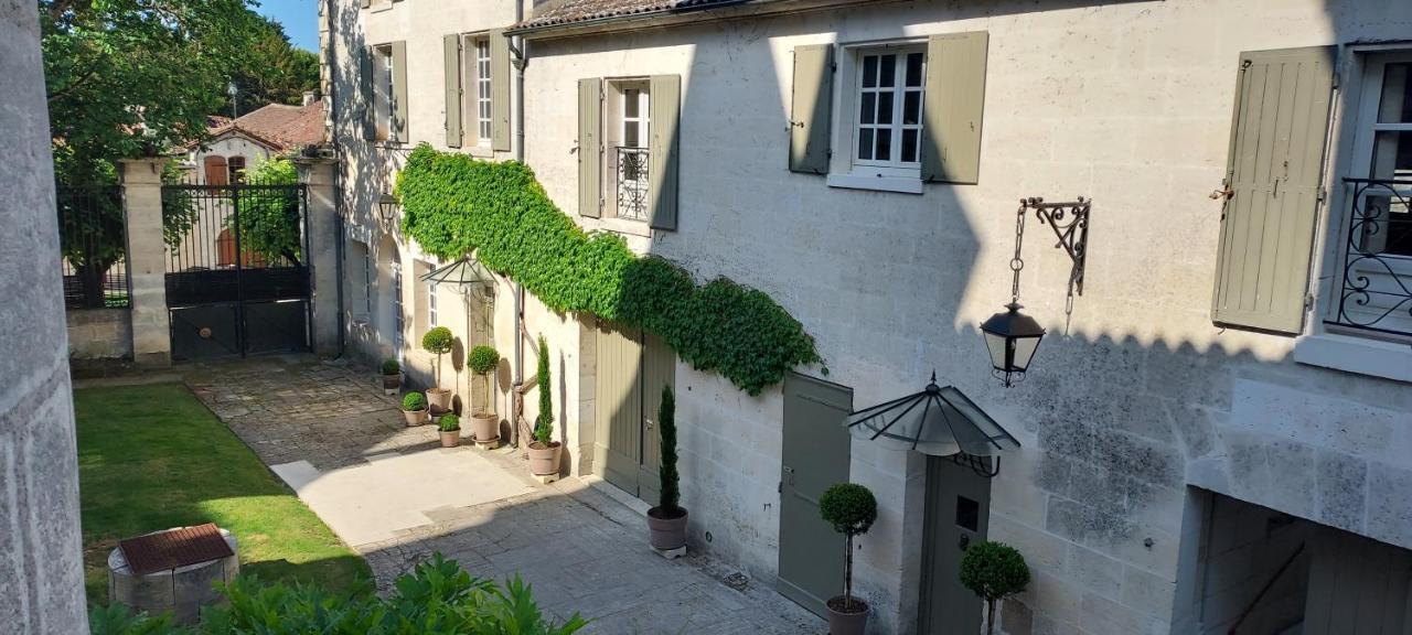 Chateau Des Senechaux, Bourdeilles Екстериор снимка