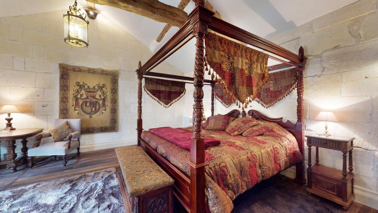 Chateau Des Senechaux, Bourdeilles Екстериор снимка